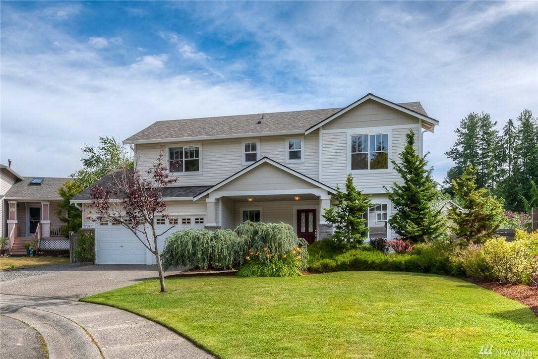 Property Photo: 5211 146th Place SE WA 98208