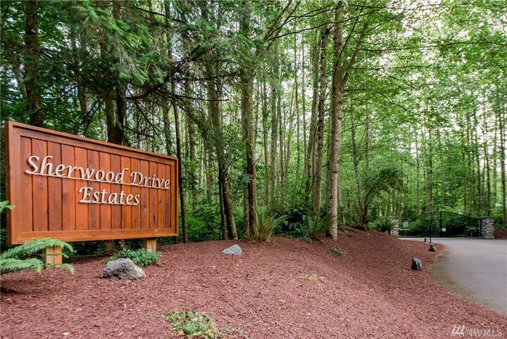 Property Photo:  9524 Sherwood Dr  WA 98230 