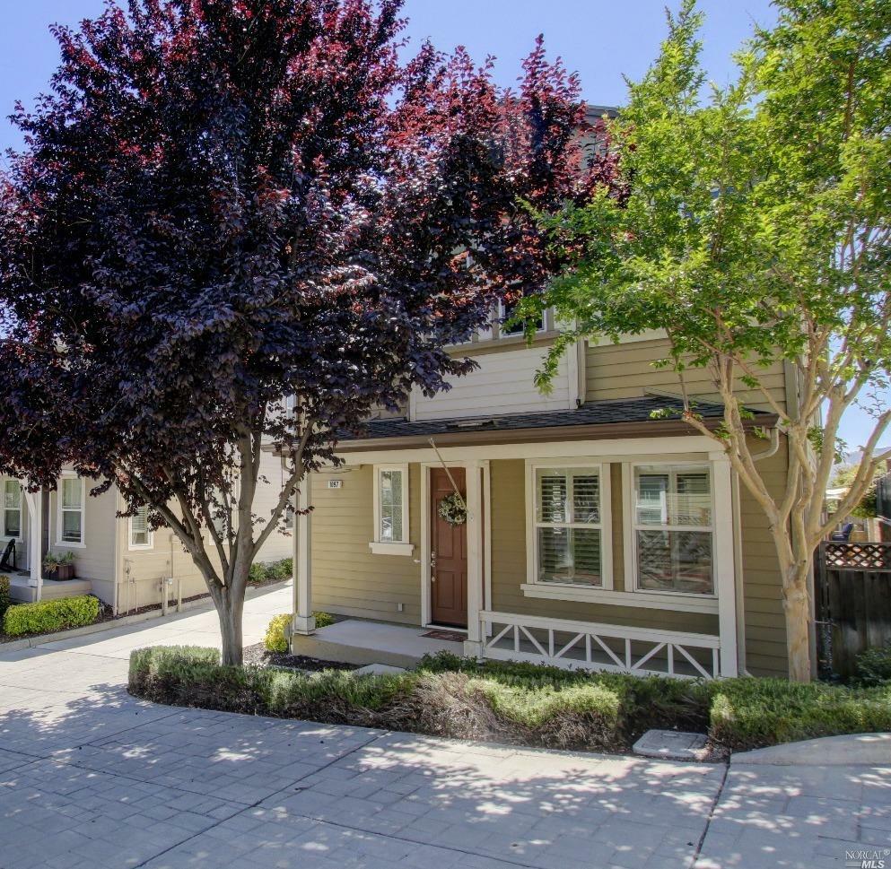 Property Photo:  1097 Amber Ridge Lane  CA 95687 