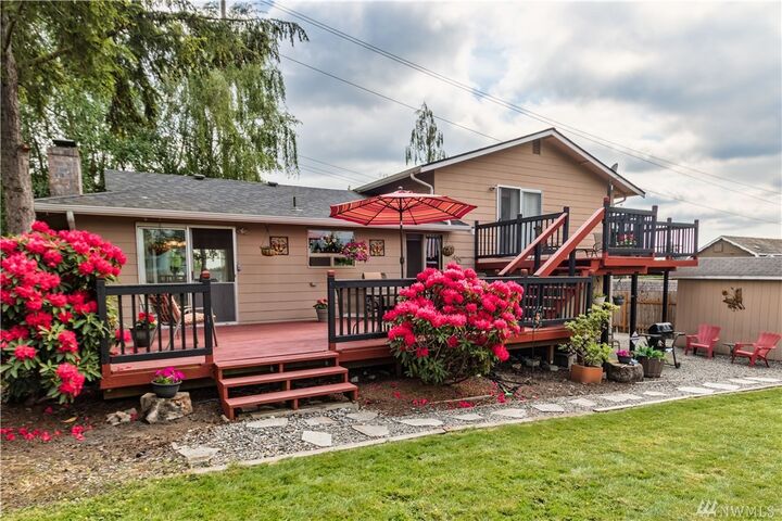 Property Photo:  2219 Martin Road  WA 98273 