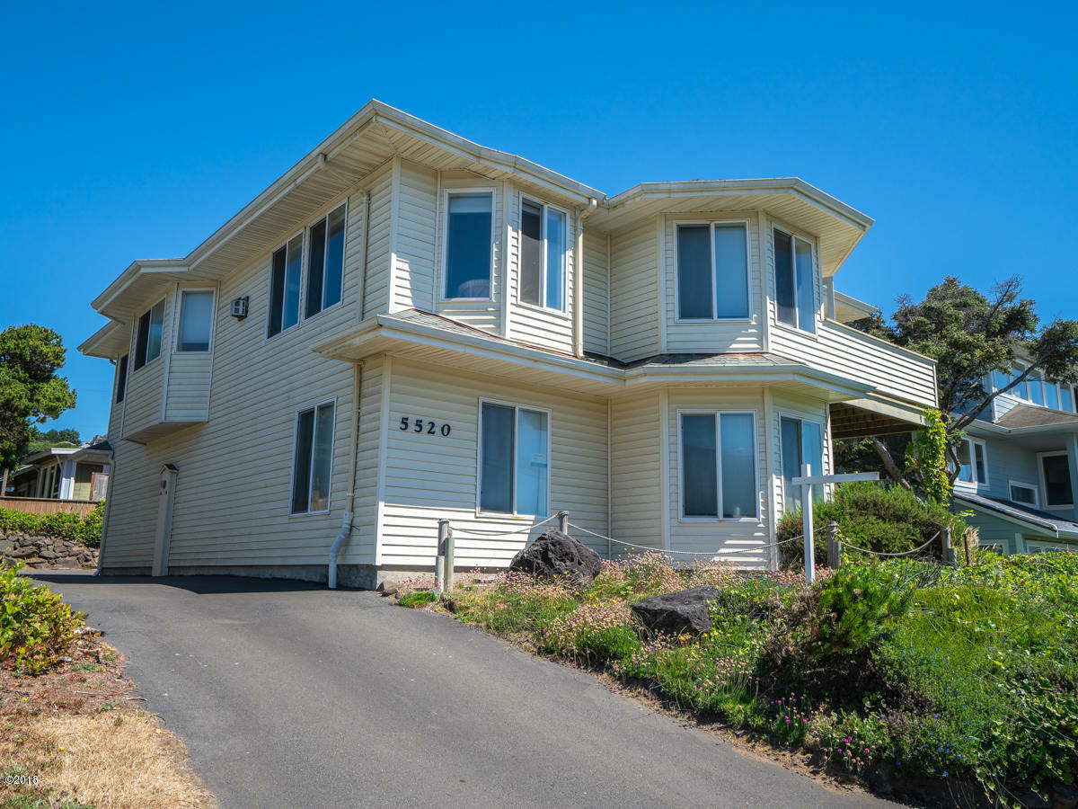 Property Photo: 5520 NW Jetty OR 97367