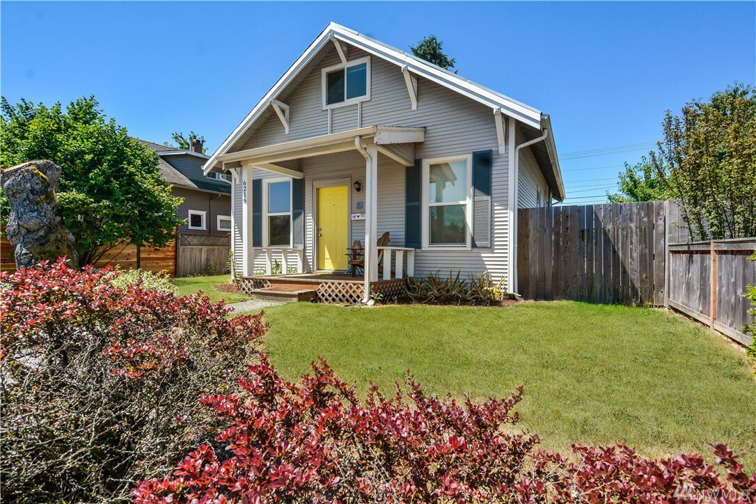 Property Photo:  6216 S Oakes St  WA 98409 