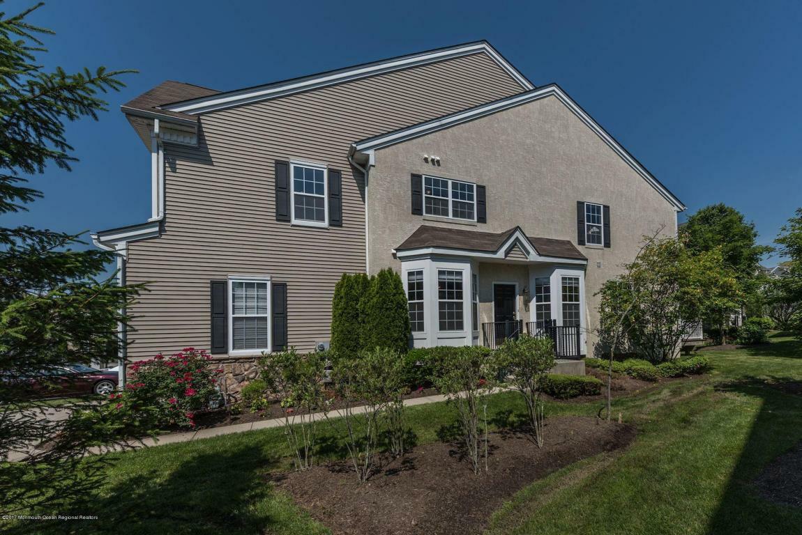 Property Photo:  46 Brookfield Drive  NJ 08527 