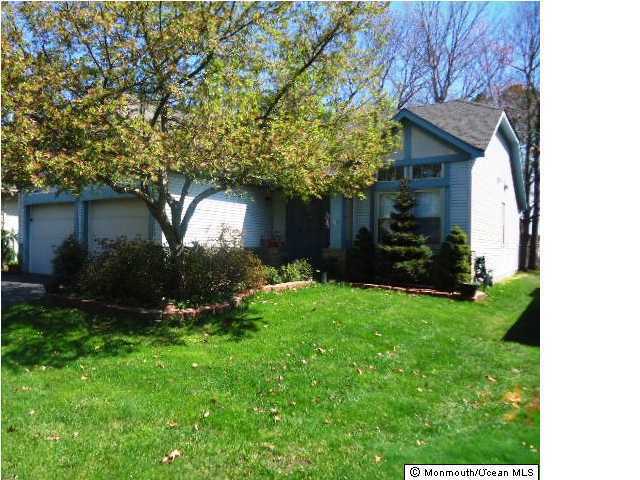 Property Photo: 20 Waverly Lane NJ 08527