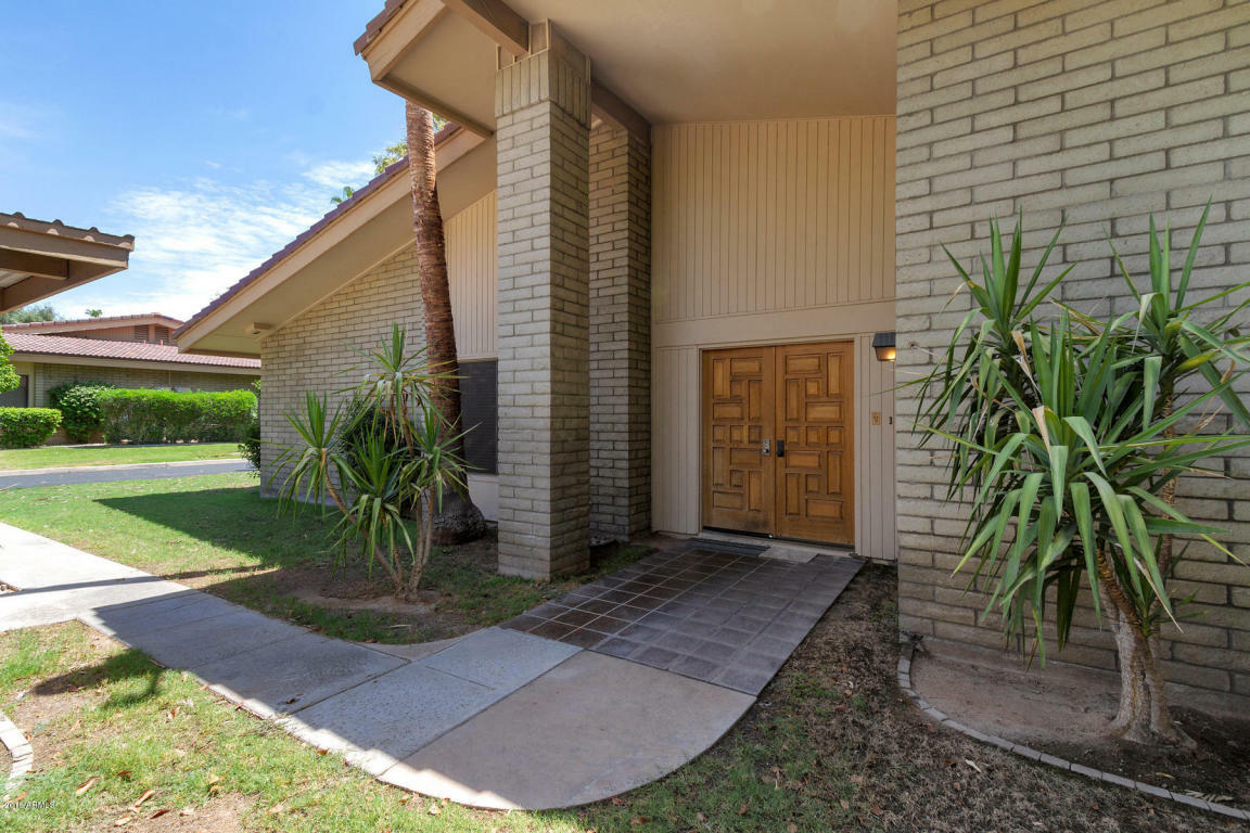Property Photo: 4525 N 66th Street N 10 AZ 85251