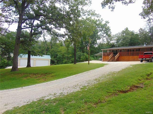 Property Photo: 1010 Windes Drive 63028