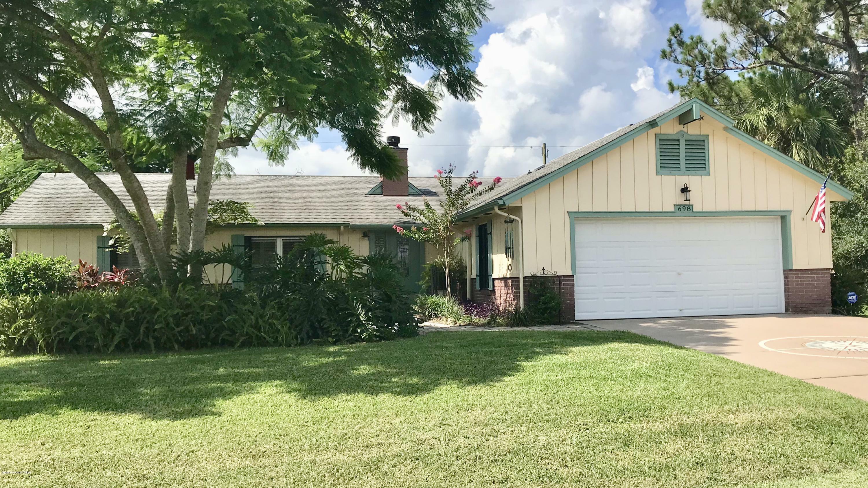 Property Photo:  698 Firestone Street NE  FL 32907 