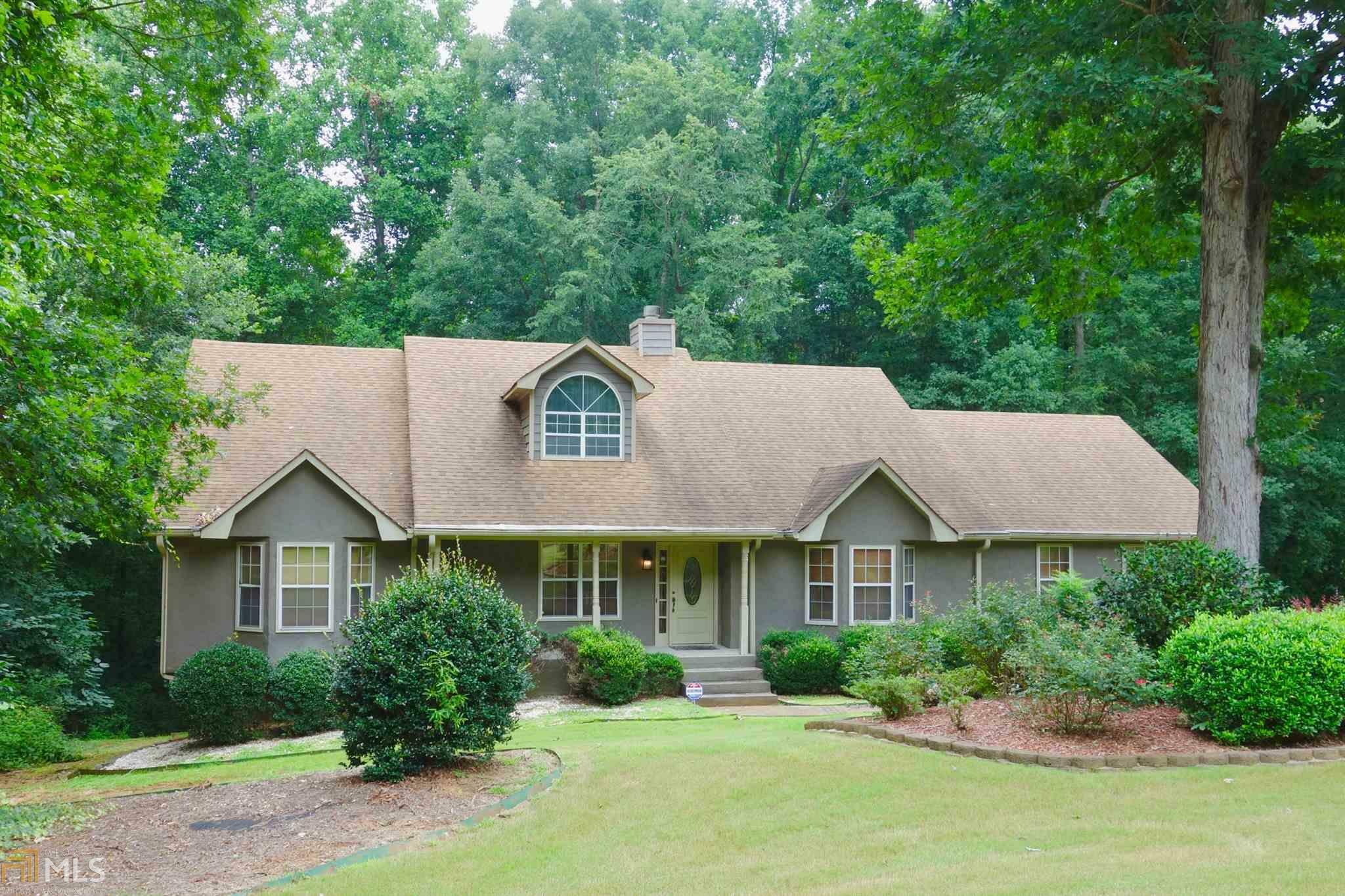 Property Photo:  218 Williamsburg  GA 30253 