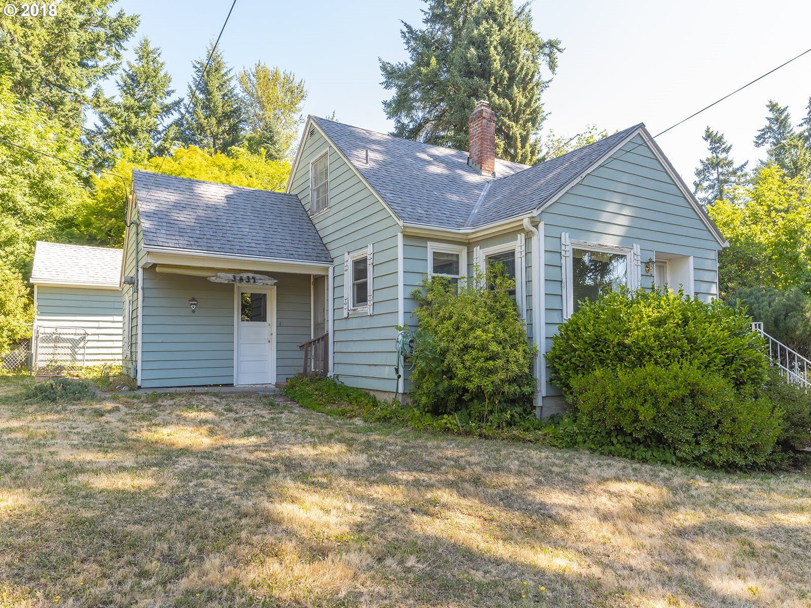Property Photo: 3637 SW Comus St OR 97219