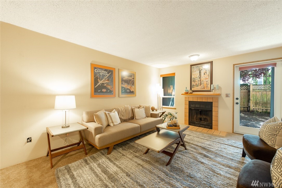 Property Photo:  13717 Linden Avenue N 103  WA 98133 