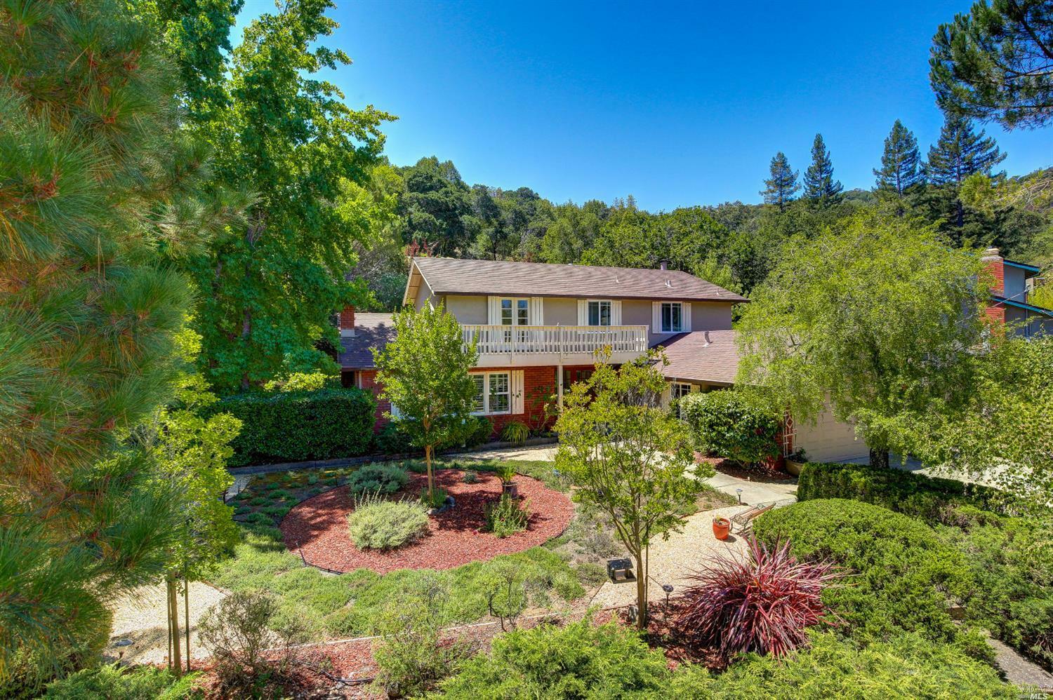 Property Photo: 195 Montura Way CA 94949