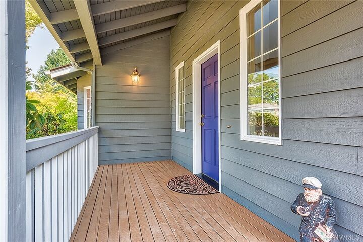 Property Photo:  2710 234th St SW  WA 98036 