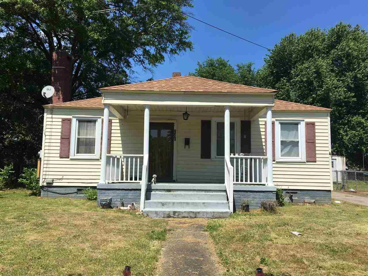 Property Photo: 141 Phifer Drive SC 29303