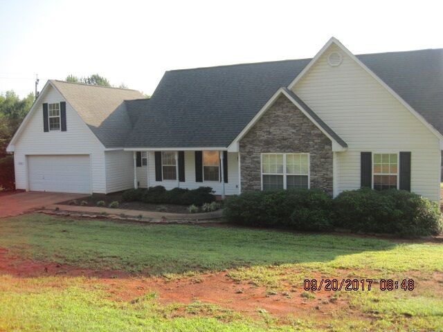 Property Photo:  1360 Martin Road  SC 29301 