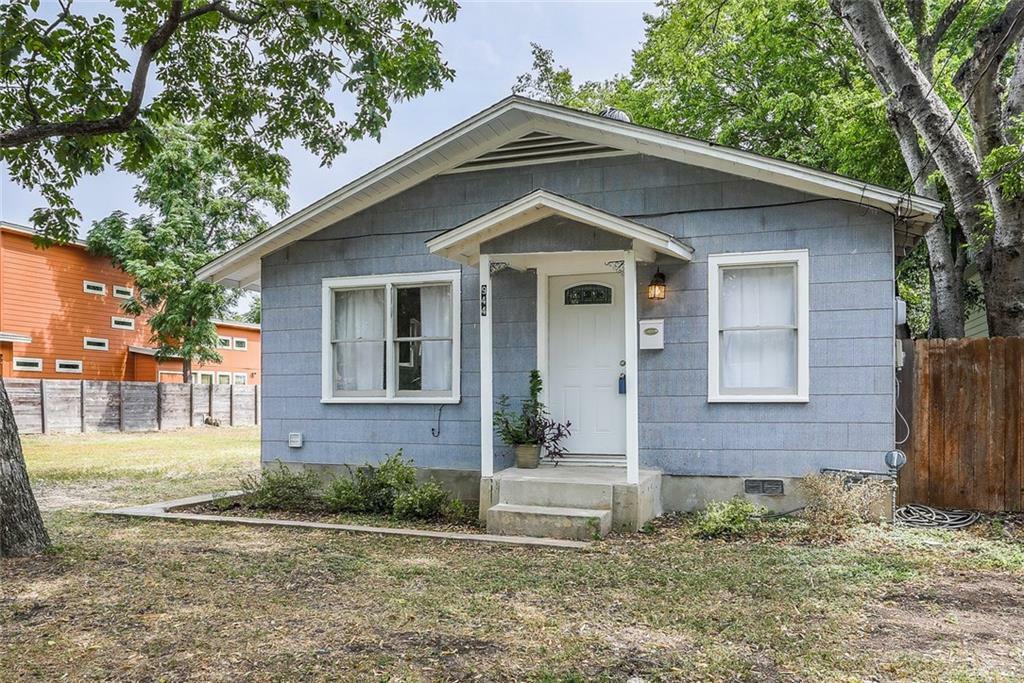 Property Photo:  944 E 50th Street  TX 78751 