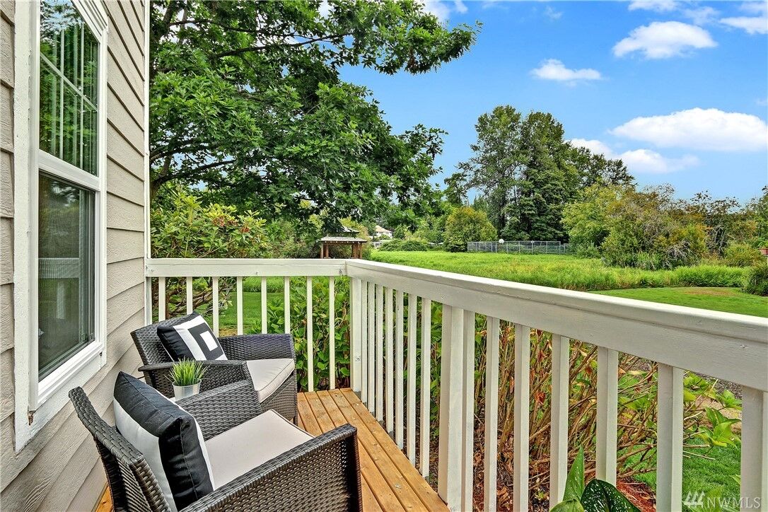 Property Photo: 7210 NE 171st Lane WA 98028