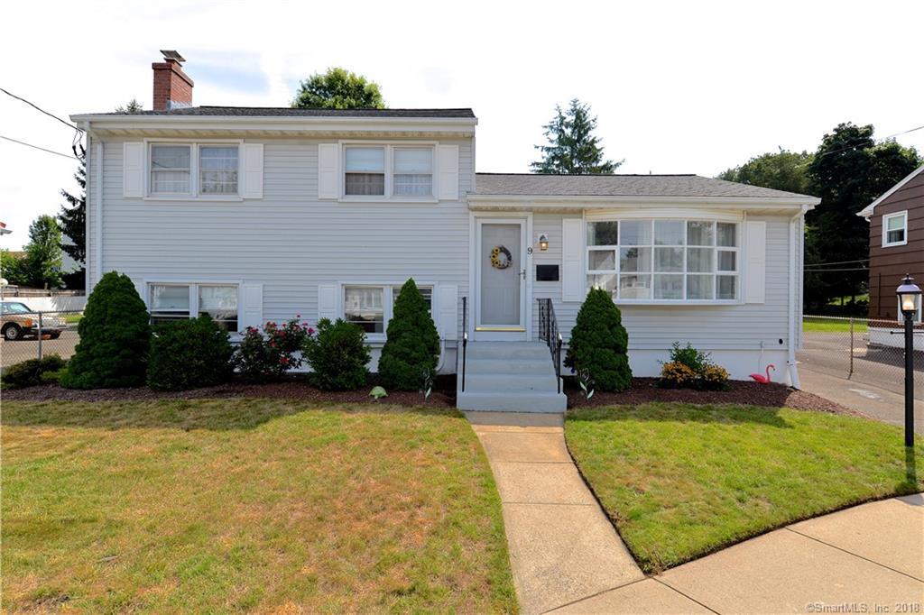 Property Photo: 9 Anthony Drive CT 06512