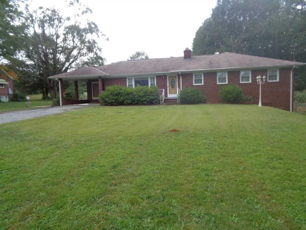 Property Photo:  904 Mitchell Drive  SC 29678 