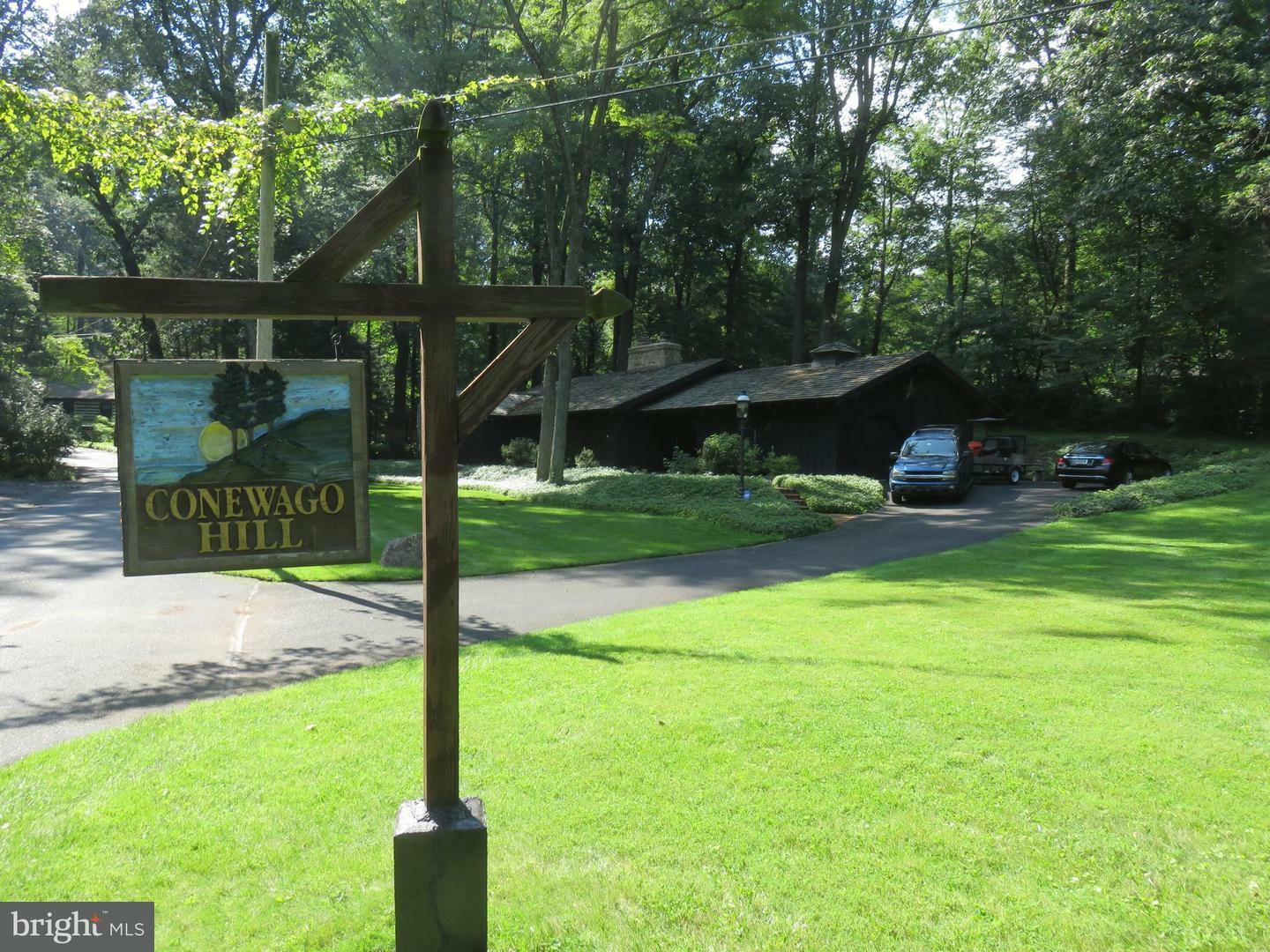Property Photo: 1 Conewago Hills Road PA 17064