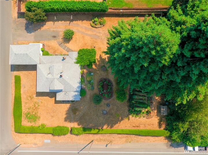 Property Photo: 381 NW Nichols Ave WA 98311