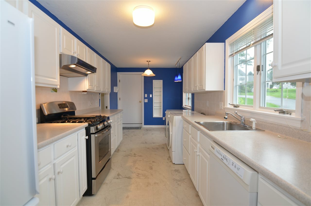 Property Photo:  103 Hilltop Place  NH 03257 