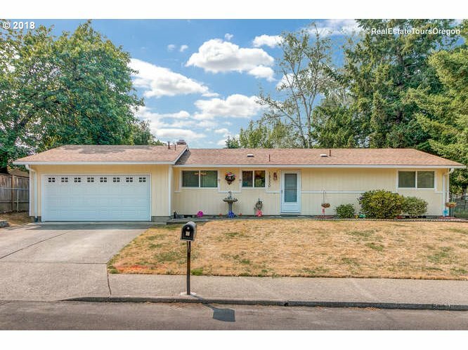 Property Photo:  18530 SW Pike St  OR 97078 