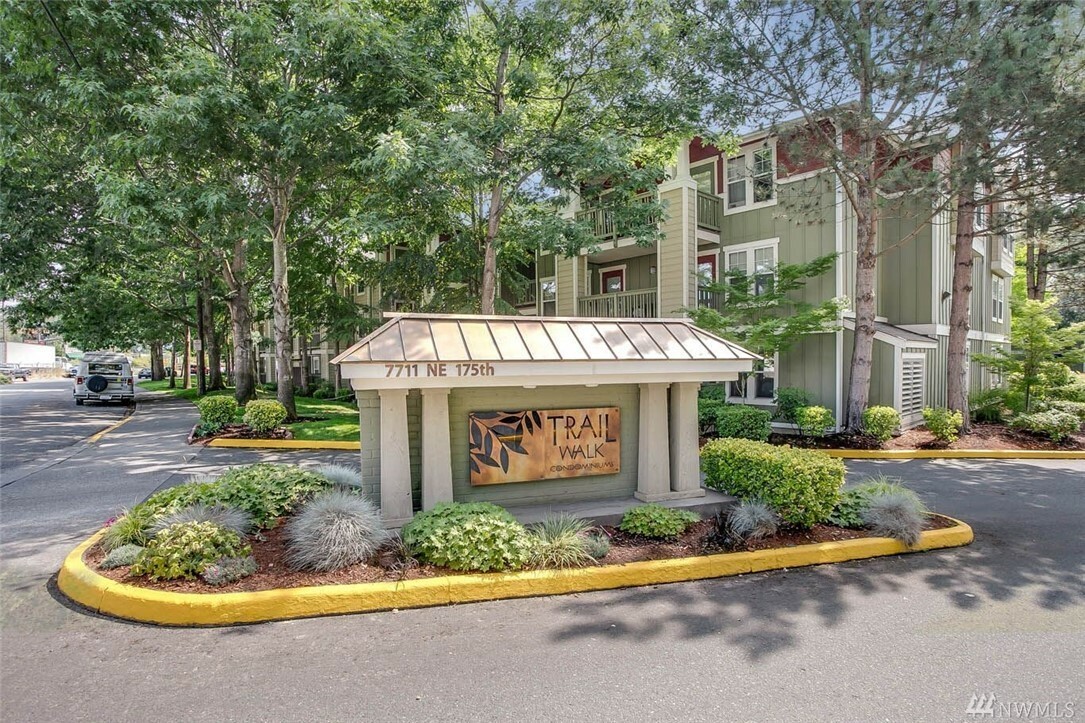 Property Photo:  7711 NE 175th A106  WA 98028 