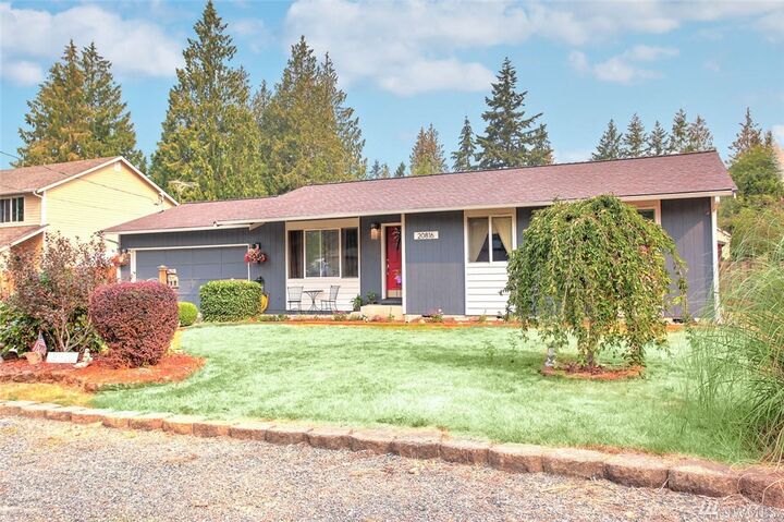 Property Photo: 20816 93rd St E WA 98391