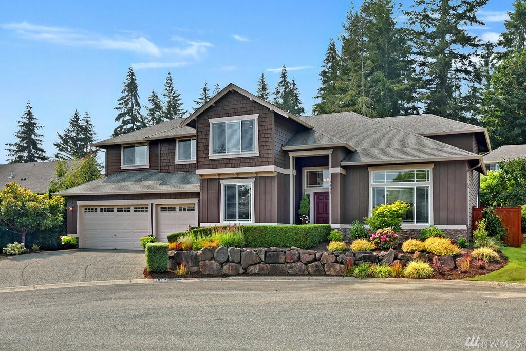 Property Photo:  1019 233rd Place NE  WA 98074 