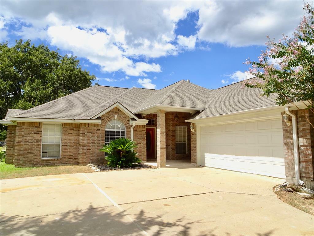 Property Photo:  7158 Lakeshore Lane  TX 77318 