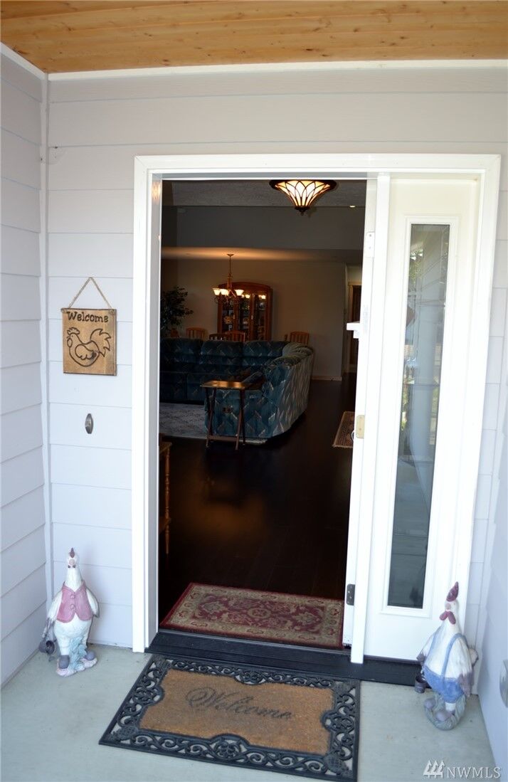 Property Photo: 1003 Dunker Dr WA 98363