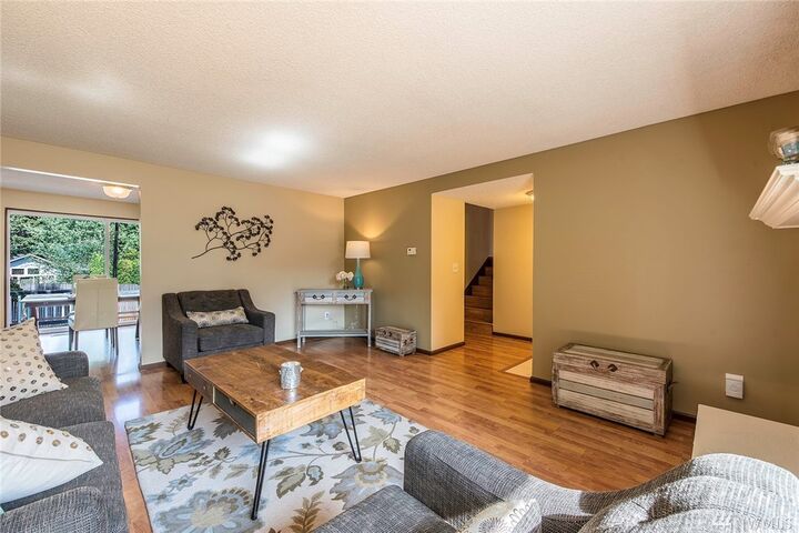 Property Photo: 6904 153rd Ave NE WA 98052
