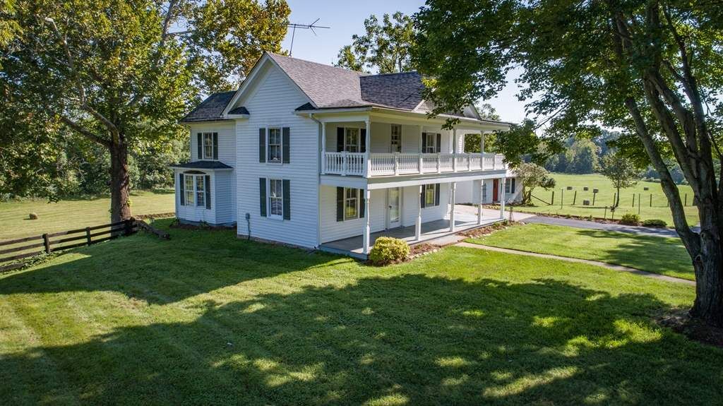Property Photo:  8616 Dyke Rd  VA 22935 