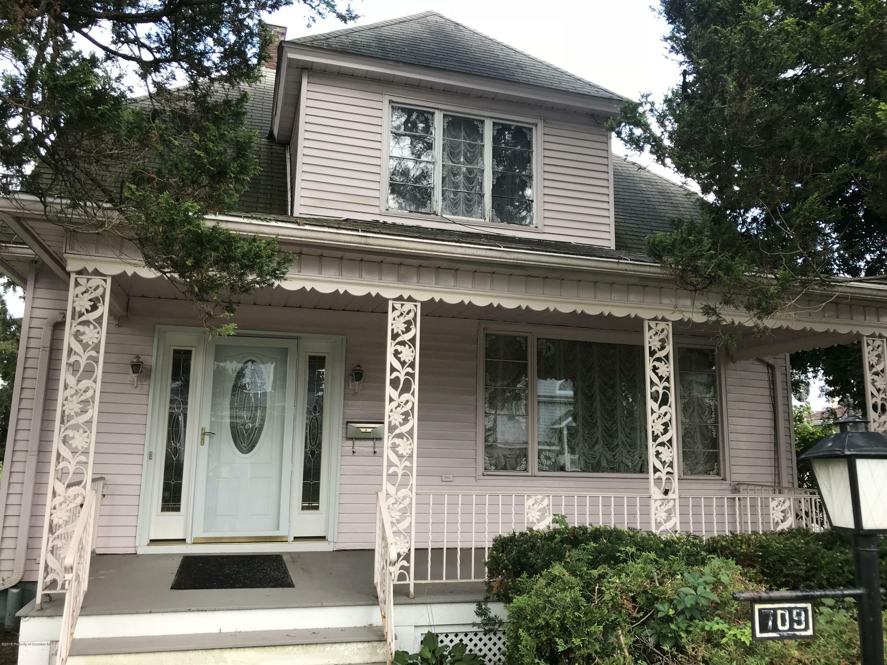 Property Photo:  709 E Lackawanna Avenue  PA 18447 