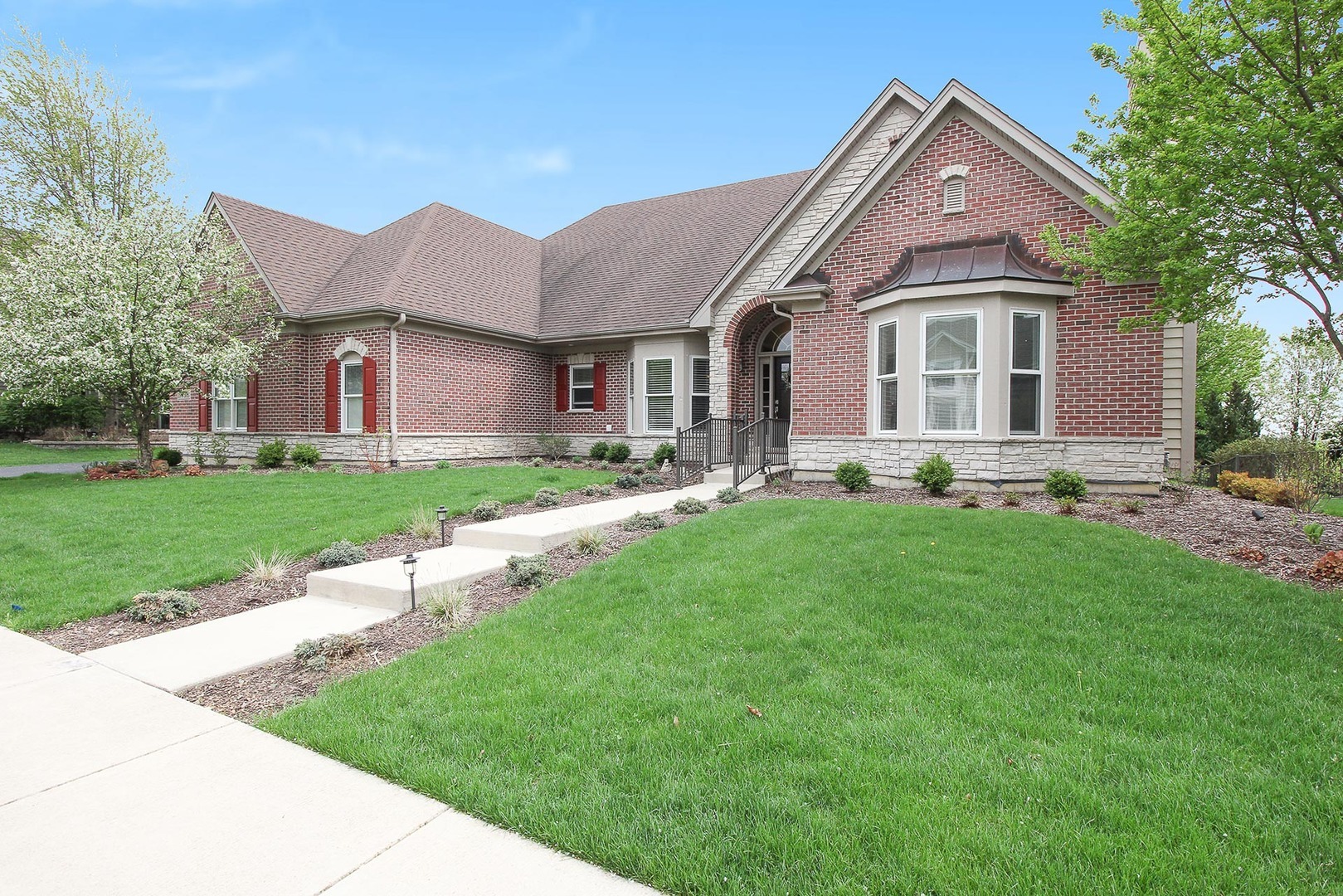 39W505 Mathewson Lane  Geneva IL 60134 photo