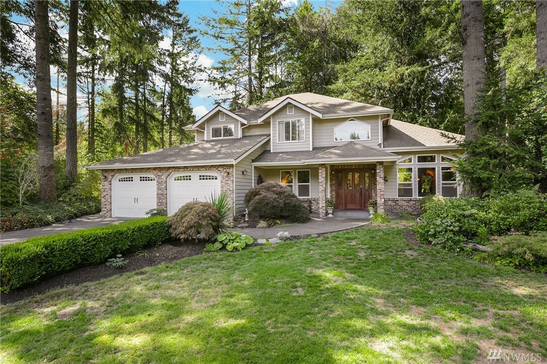 Property Photo: 5425 Heights Lane NE WA 98506