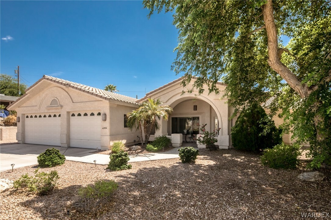 Property Photo:  3606 Pelican Plaza  AZ 86406 