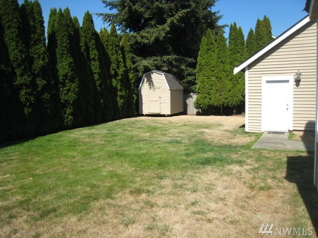 Property Photo:  1745 140th Lane SE  WA 98007 