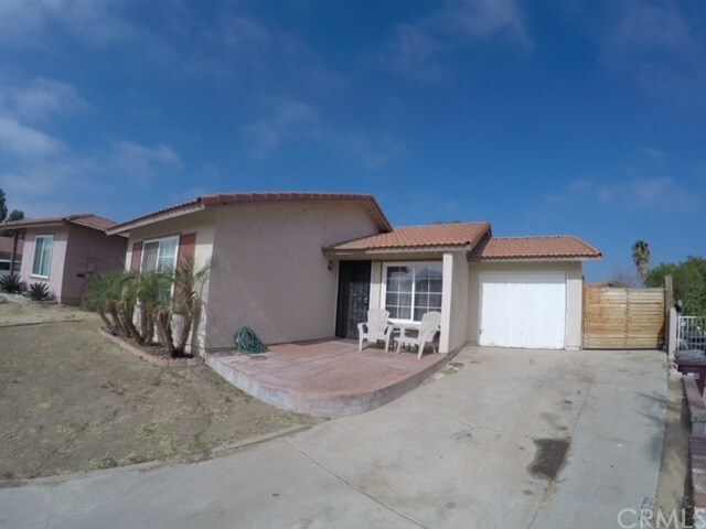 Property Photo:  25646 Leah Lane  CA 92586 