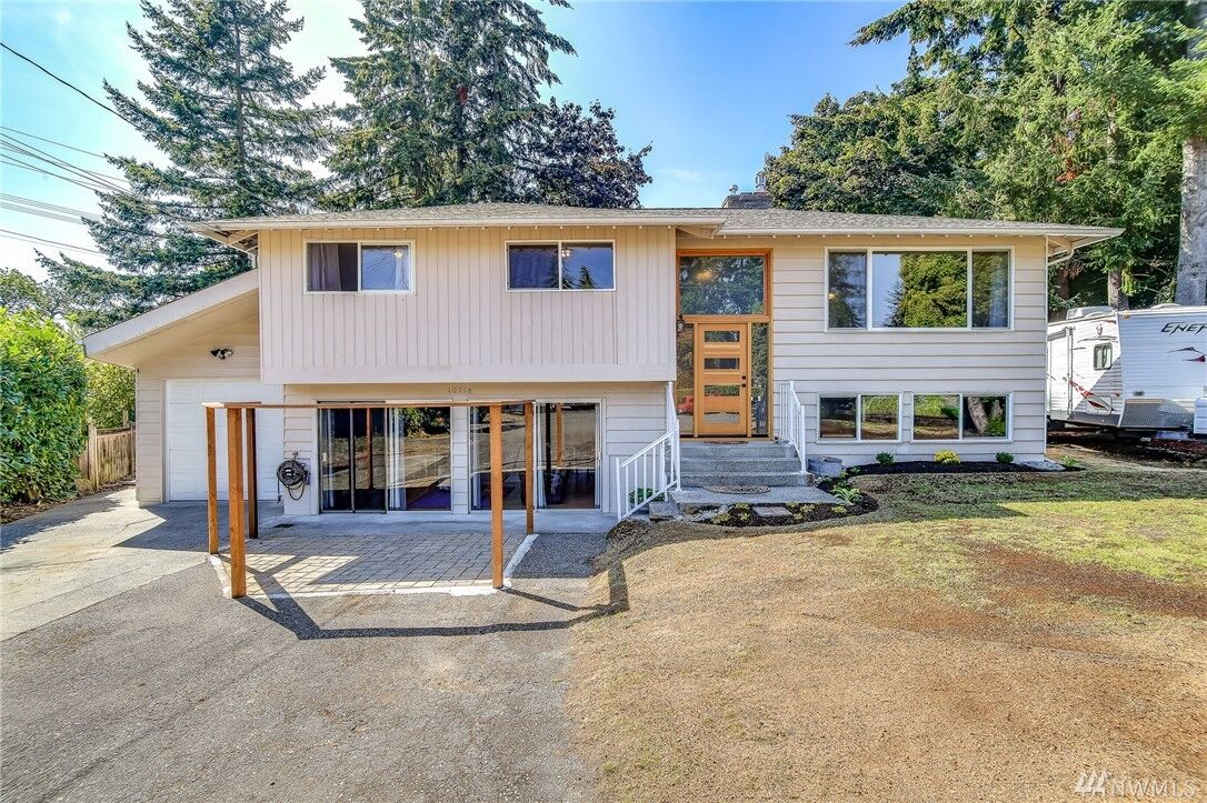 Property Photo:  16718 59th Place W  WA 98037 