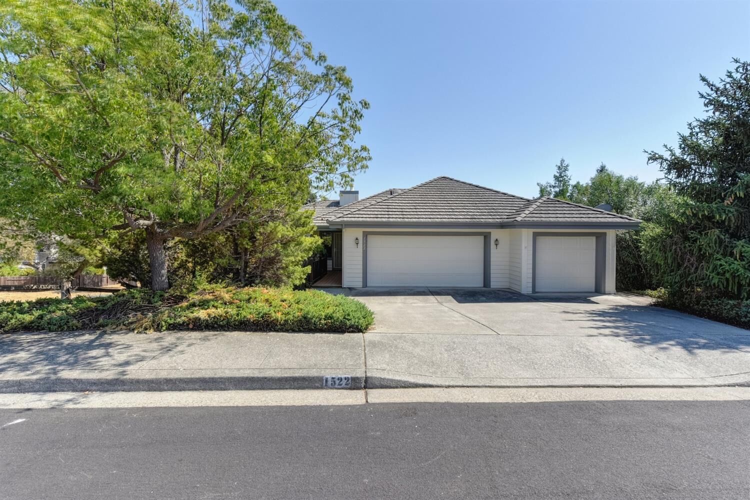 Property Photo:  1522 Stone Way  CA 95603 