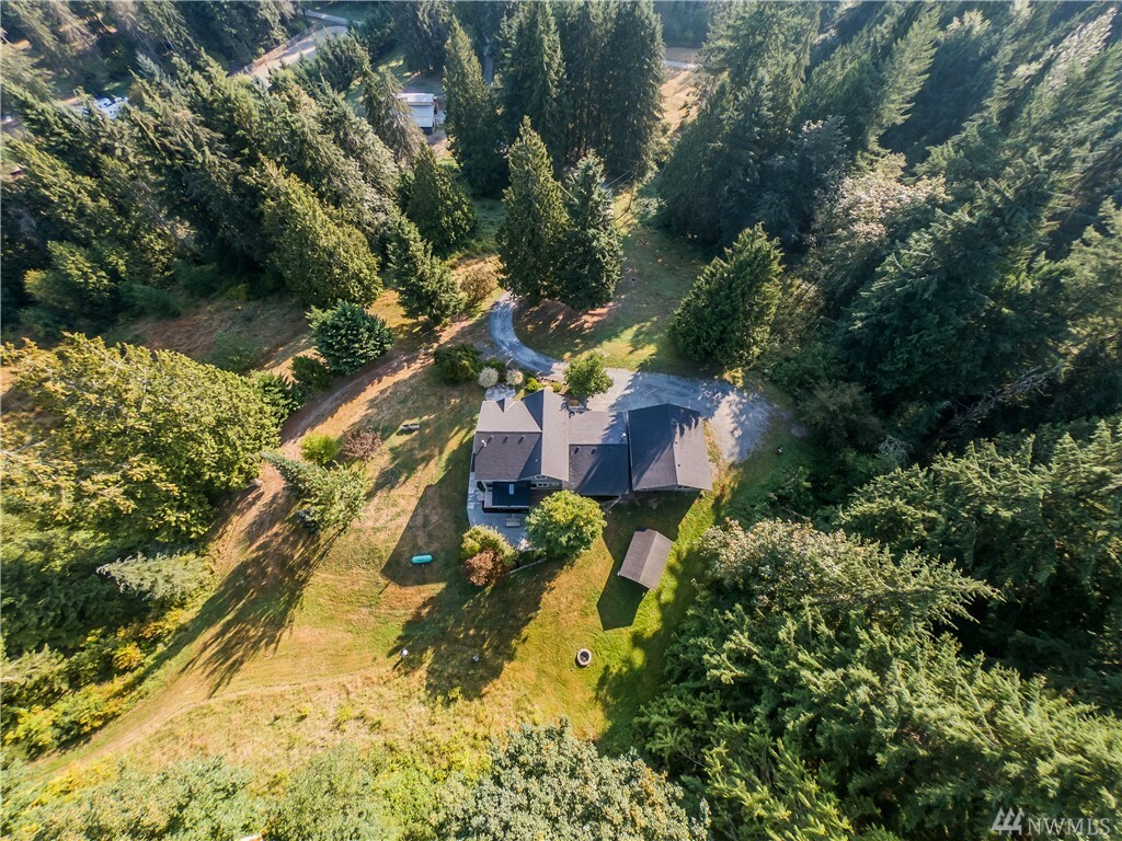 Property Photo:  4714 199th Ave SE  WA 98290 