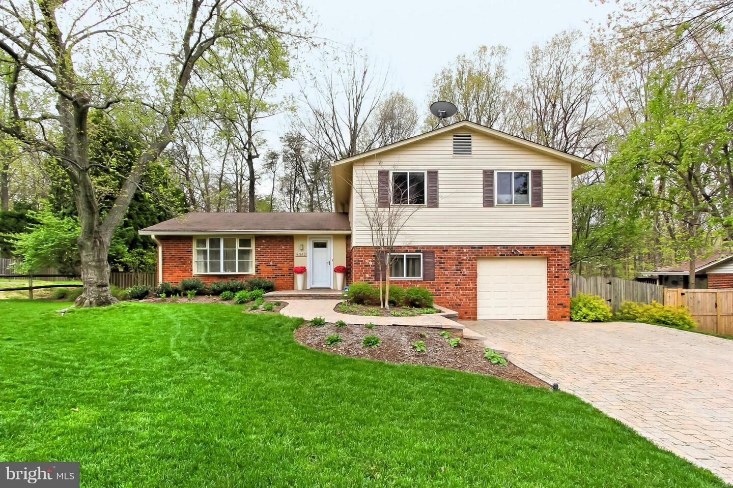 Property Photo:  5342 Gainsborough Drive  VA 22032 