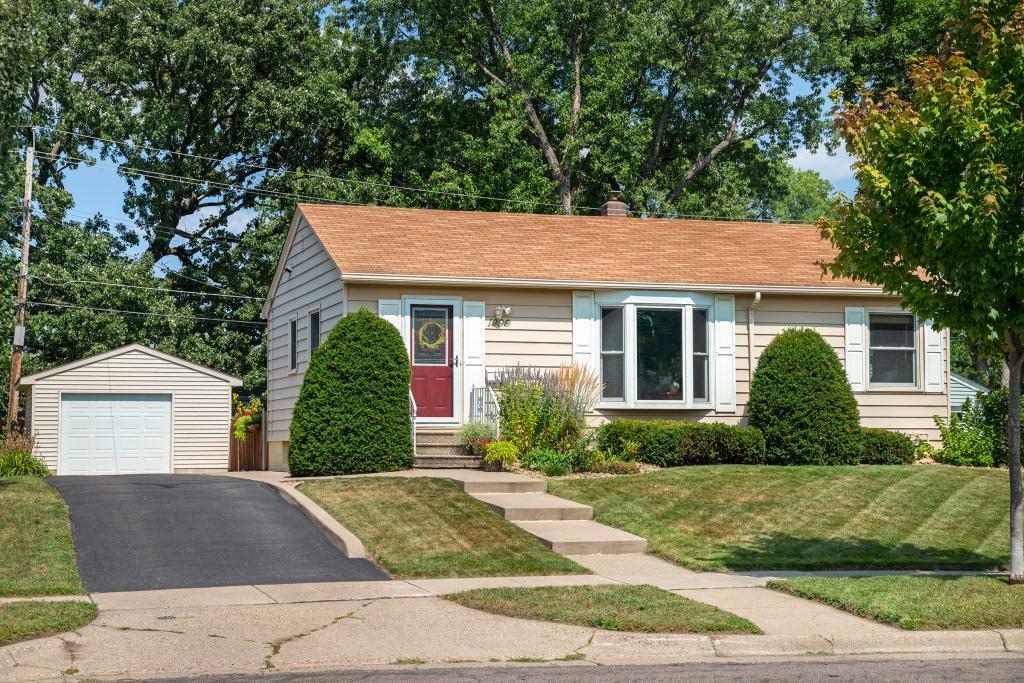 Property Photo:  1999 Sheridan Avenue  MN 55116 