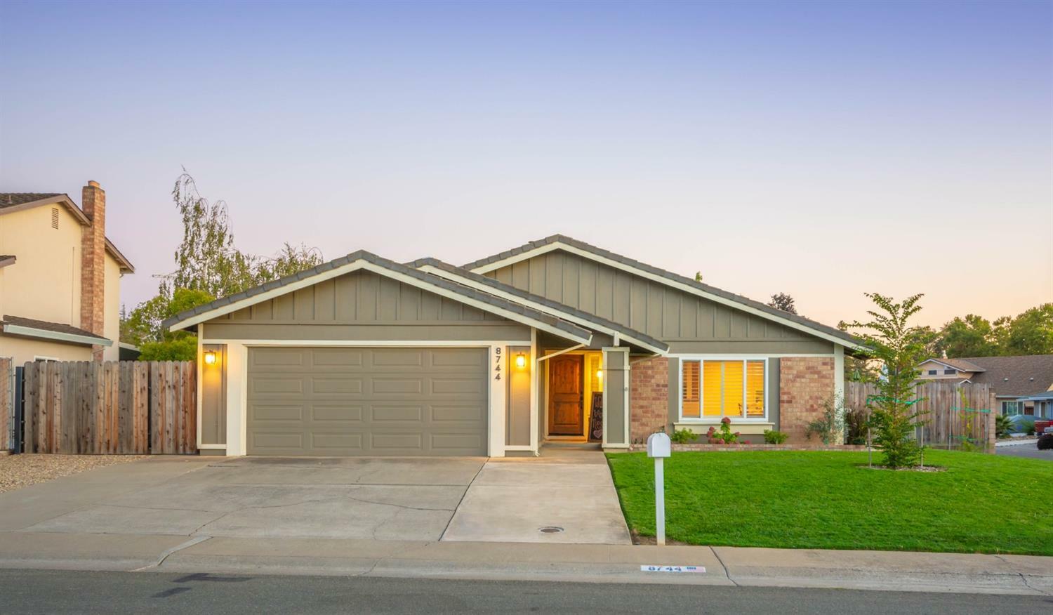 8744 Via Alta Way  Elk Grove CA 95624 photo