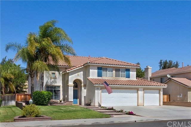 Property Photo:  810 Kilmarnock Way  CA 92508 