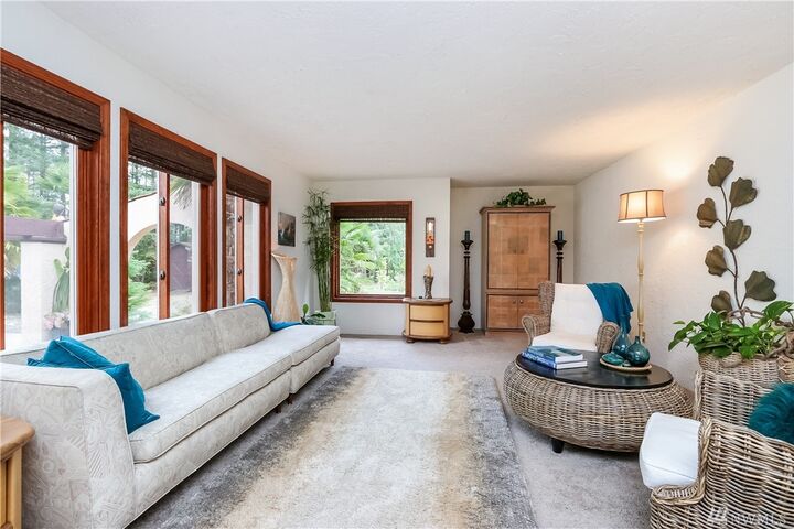 Property Photo:  29665 235th Ave SE  WA 98010 