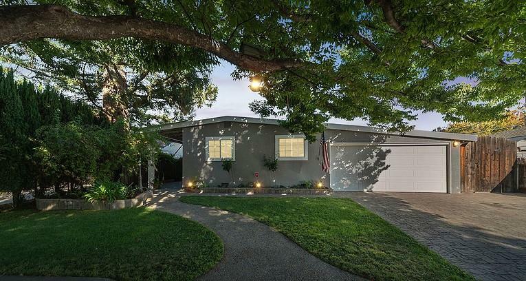 Property Photo: 4882 Kingdale Drive CA 95124