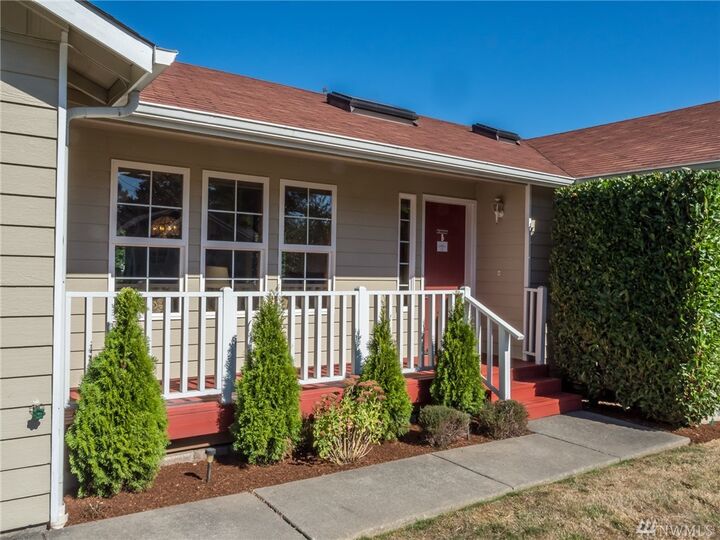 Property Photo: 22304 Brier Rd WA 98036