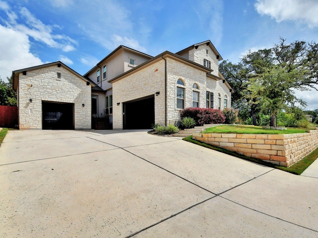 Property Photo:  2815 Grand Oaks Loop  TX 78613 